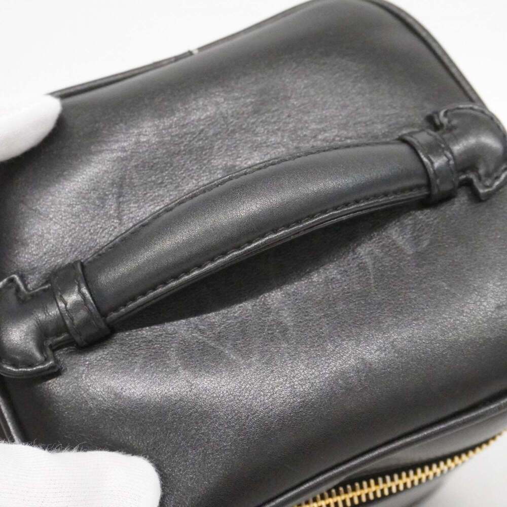CHANEL Black Lambskin Leather Vanity Bag - Picture 8 of 11
